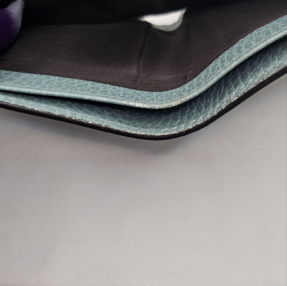 AUTHENTIC GUCCI pebbled leather bifold wallet - Picture 4 of 6